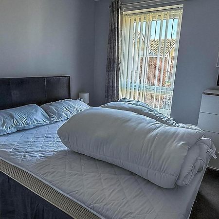 Lovely 6 Berth Villa At Waterside Village Park In Corton Ref 14100W Lowestoft Exterior photo